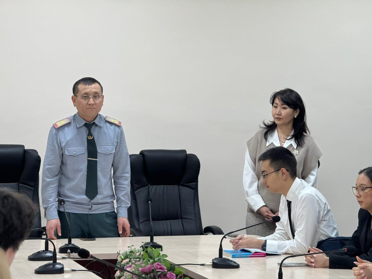 «Әскери прокуратура органдарындағы қызмет: тәжірибе, сын-қатерлер және перспективалар»